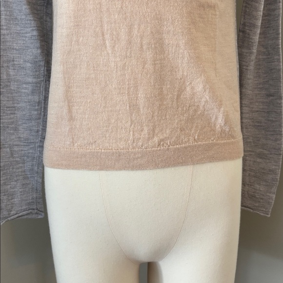 Club Monaco Beige and Gray Crew Neck Sweater - Picture 3 of 6